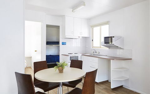 NRMA Victor Harbor Beachfront Holiday Park - Food Delivery Shop 32