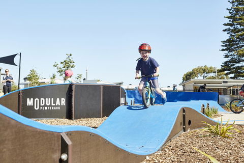 NRMA Victor Harbor Beachfront Holiday Park - Food Delivery Shop 22