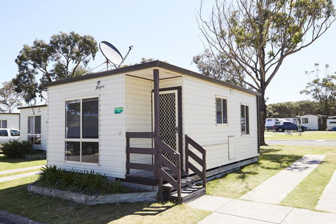 NRMA Victor Harbor Beachfront Holiday Park - Food Delivery Shop 40