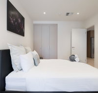 Ther-Rich 2Brm CBD Apartment - Food Delivery Shop