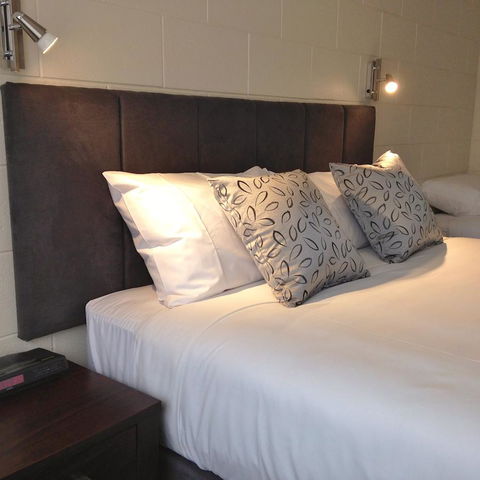 Victor Harbor City Inn - Food Delivery Shop 29