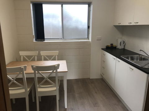 Victor Harbor City Inn - Food Delivery Shop 9