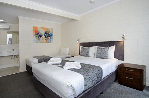 Victor Harbor City Inn - Food Delivery Shop 15