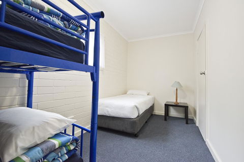 Victor Harbor City Inn - Food Delivery Shop 20