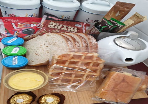 Court House - Studio - Food Delivery Shop 3