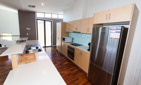 South Shores Villa 52 - Food Delivery Shop 2