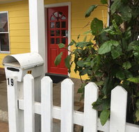 KI Dragonfly Guesthouse - Food Delivery Shop