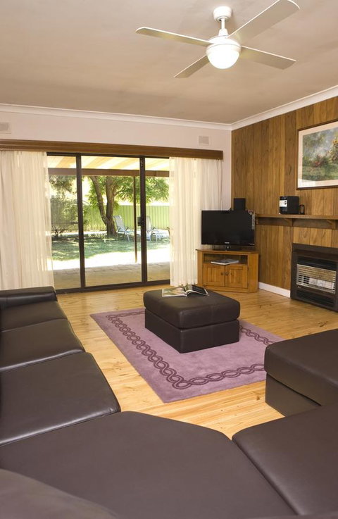 The Lyndoch Motel - Food Delivery Shop 27