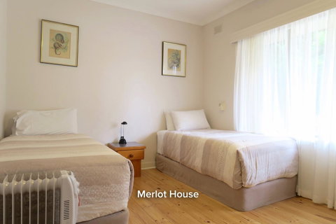 The Lyndoch Motel - Food Delivery Shop 33