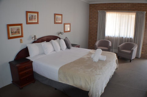 Deer Park Motor Inn Armidale - Food Delivery Shop 5