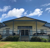 Emu Bay Lodge - Food Delivery Shop