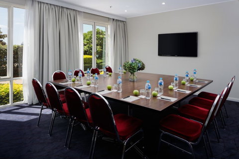 Rydges Newcastle - Food Delivery Shop 41