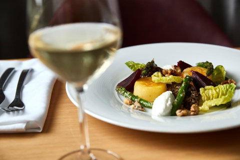 Rydges Newcastle - Food Delivery Shop 27