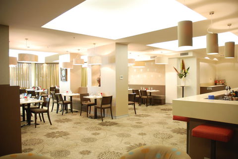 HotelMOTEL Adelaide - Food Delivery Shop 10
