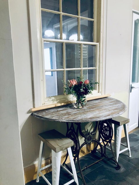 Belmore Cottage - Food Delivery Shop 7