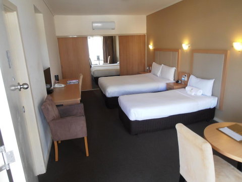 Haven Marina Motel - Food Delivery Shop 26