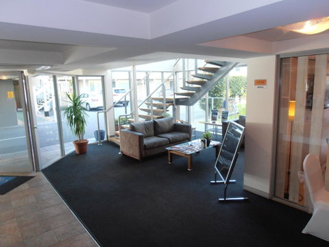 Haven Marina Motel - Food Delivery Shop 21