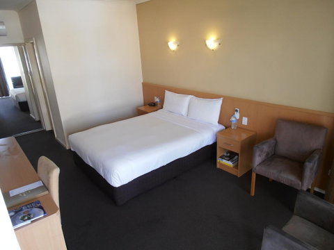 Haven Marina Motel - Food Delivery Shop 22