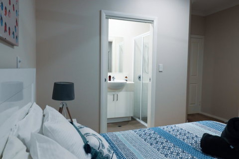 Villa Sedici @ Cape Villas Dunsborough - Food Delivery Shop 1