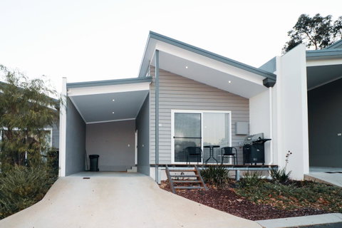 Villa Sedici @ Cape Villas Dunsborough - Food Delivery Shop 6