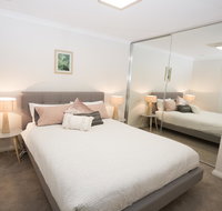 Lakeview Apartments - Food Delivery Shop