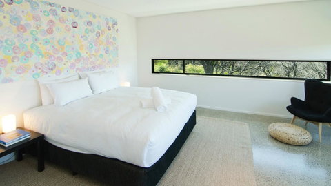The Roozen Residence - Food Delivery Shop 21
