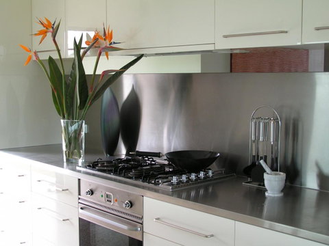 The Roozen Residence - Food Delivery Shop 8