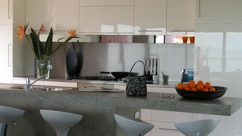 The Roozen Residence - Food Delivery Shop 5