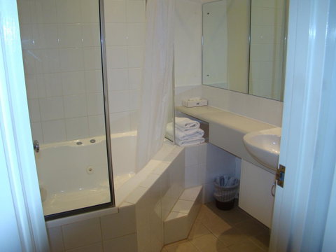 Dunsborough Central Motel - Food Delivery Shop 11