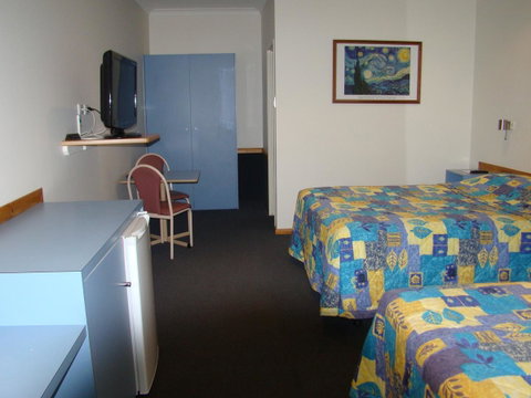 Dunsborough Central Motel - Food Delivery Shop 26