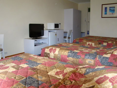 Dunsborough Central Motel - Food Delivery Shop 7