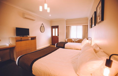 Margaret River Resort - Food Delivery Shop 33