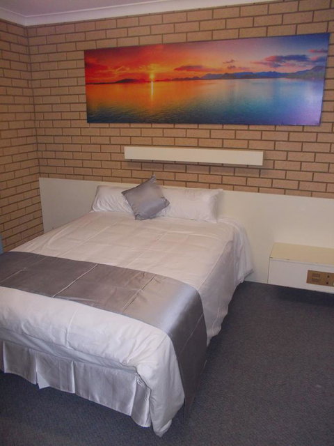Carnarvon Motel - Food Delivery Shop 38