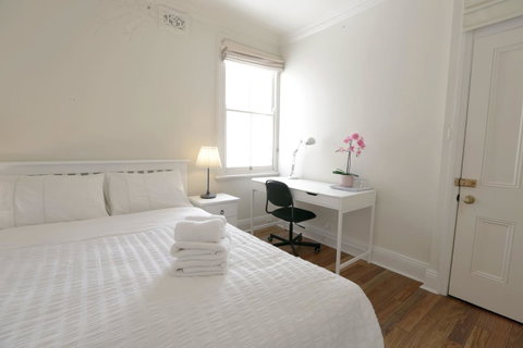 Stunning Terrace In Centennial Park - Food Delivery Shop 7