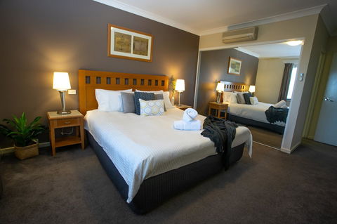 Perth Short Stays - Food Delivery Shop 5