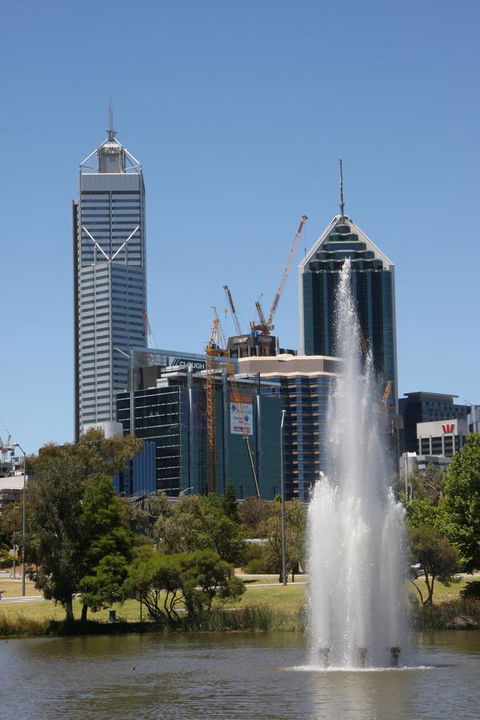 Perth Short Stays - Food Delivery Shop 31