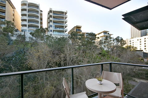 Perth Short Stays - Food Delivery Shop 34