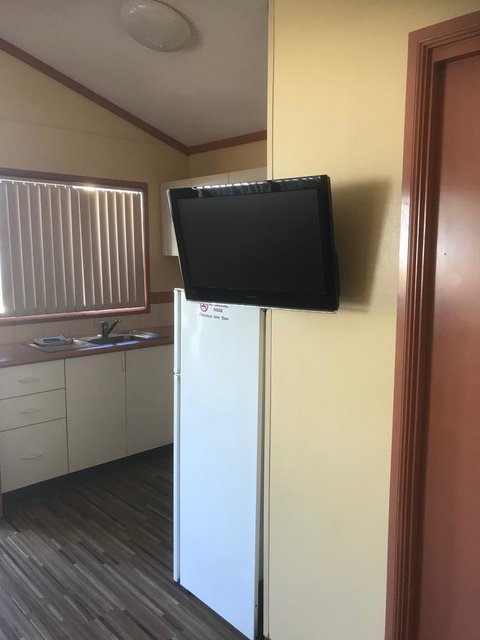Riverview Tourist Park - Food Delivery Shop 6