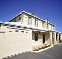 Palm Beach Manor - Food Delivery Shop
