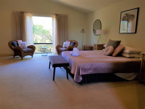 Karriview Margaret River - Food Delivery Shop 44