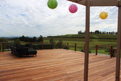 Grapevines Boutique Accommodation - Food Delivery Shop 9