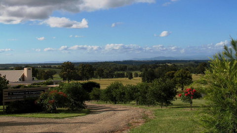 Grapevines Boutique Accommodation - Food Delivery Shop 20