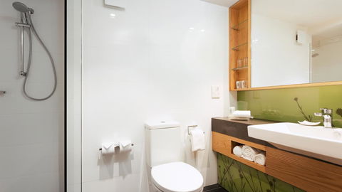Holiday Inn Perth City Centre, An IHG Hotel - Food Delivery Shop 26