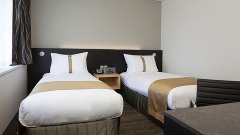Holiday Inn Perth City Centre, An IHG Hotel - Food Delivery Shop 22