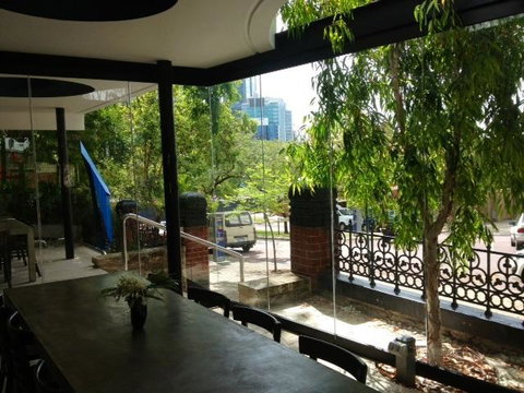 Riverview On Mount Street - Food Delivery Shop 11