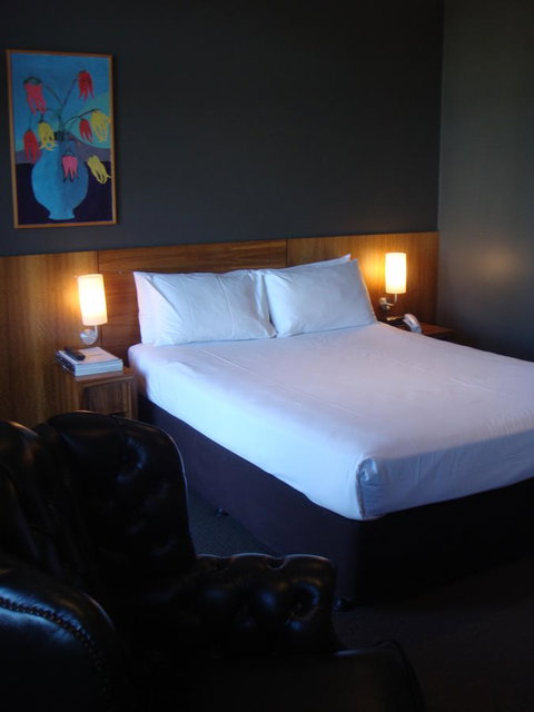 Riverview On Mount Street - Food Delivery Shop 1