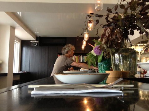 Riverview On Mount Street - Food Delivery Shop 38