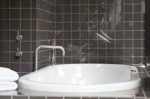 Riverview On Mount Street - Food Delivery Shop 30