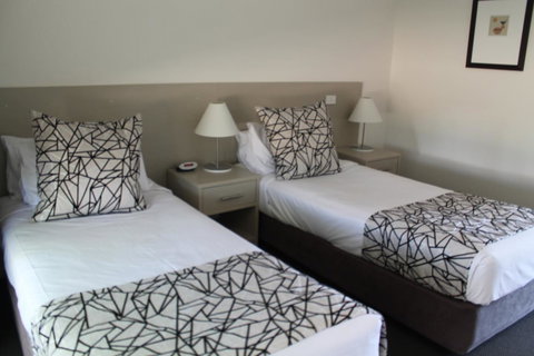 Hunter Gateway Motel - Food Delivery Shop 12