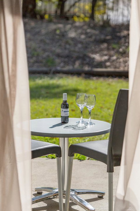 Hunter Gateway Motel - Food Delivery Shop 16